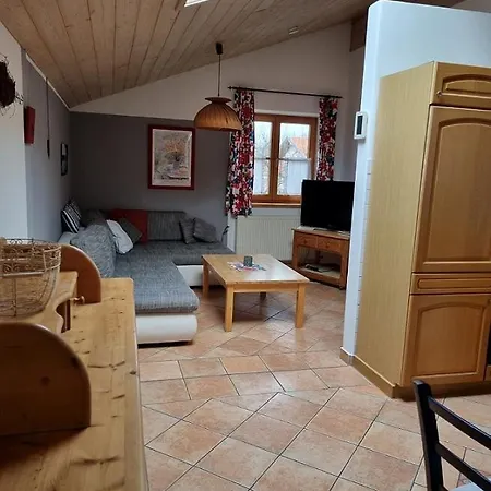 Haus Weissenbacher Appartamento Übersee